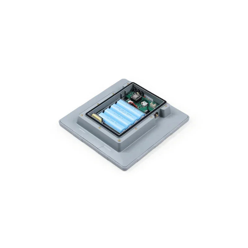LoRa SX1262 solar-powered node with GPS, battery pack and circuit board for DIY mesh networks